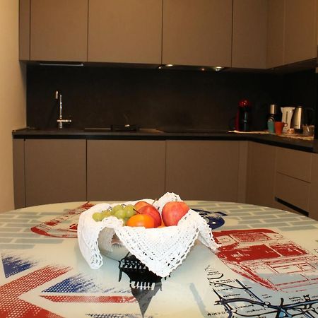 Al Grattacielotrenta Apartment Verona Bagian luar foto