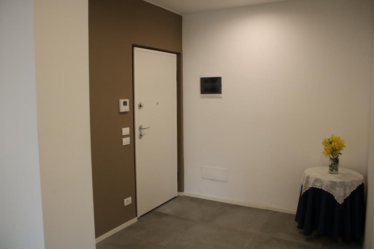 Al Grattacielotrenta Apartment Verona Bagian luar foto