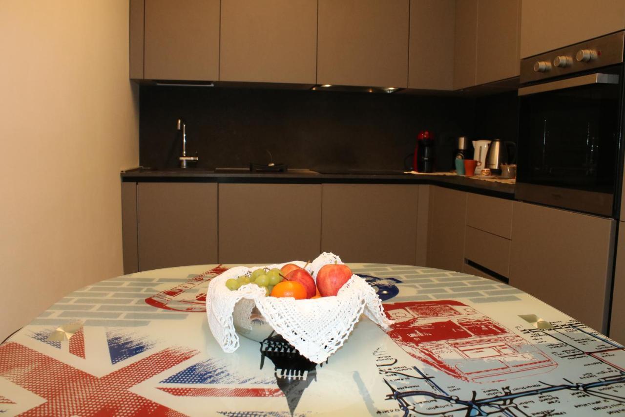 Al Grattacielotrenta Apartment Verona Bagian luar foto